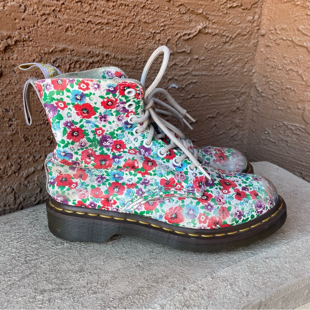 Doc Martens Floral Pascal Leather Boots